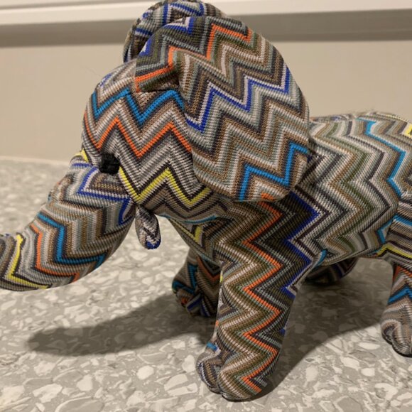 Holt Renfrew x Missoni chevron elephant - Picture 4 of 4